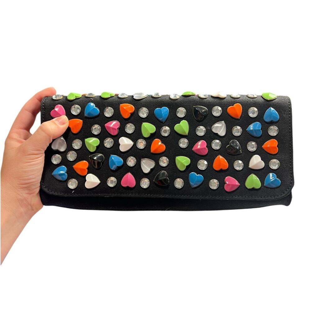 NWT Betsey Johnson Rare Candy Shop Colorful Hearts EW Flap Clutch Bag $150 - Picture 2 of 11